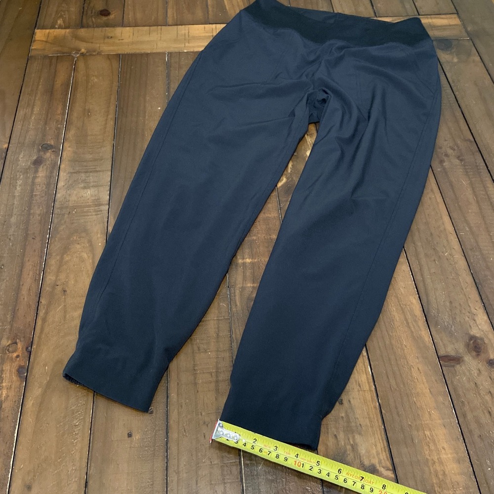 Patagonia Happy Hike Studio Pants Black Joggers Wmns Small 55265 Stretch Hiking - Picture 8 of 9